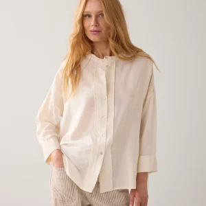 Glanzende wear-your-way overhemdblouse