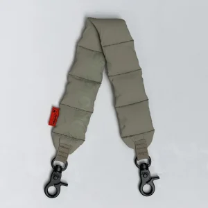 Puffer wrist strap moss tech sateen