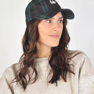 Geruite pet met logo delcro