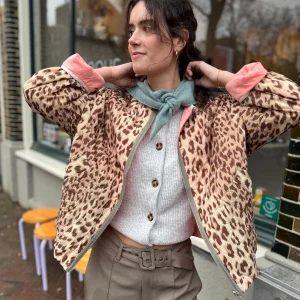 Reversible highland jacket