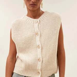 Beige spencer nori fifa