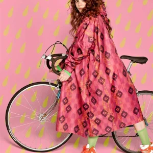 Roze regenponcho ikat
