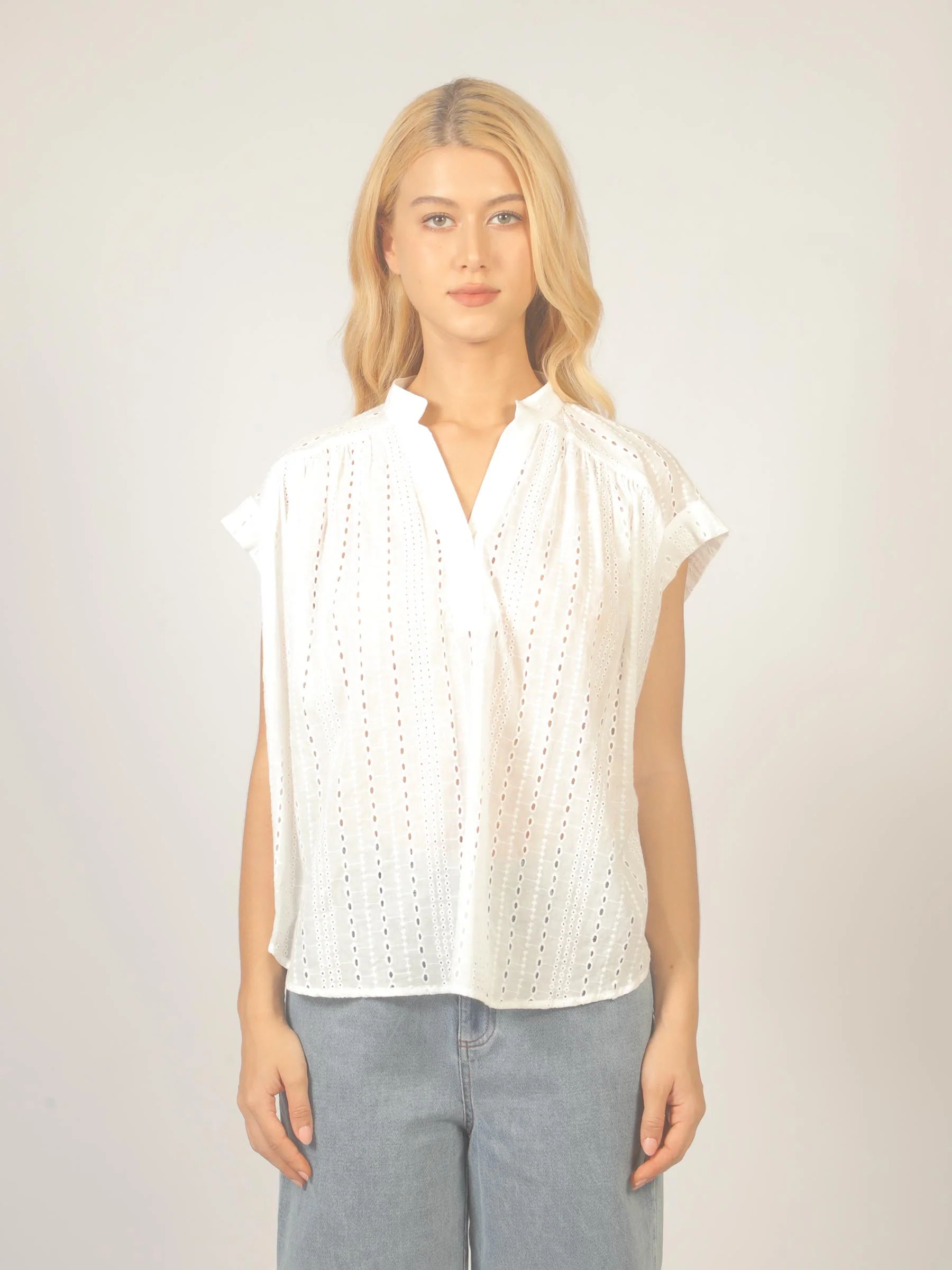 Witte broderie blouse - Afbeelding 2