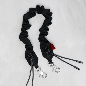 Zwarte bag strap bungee wrist strap